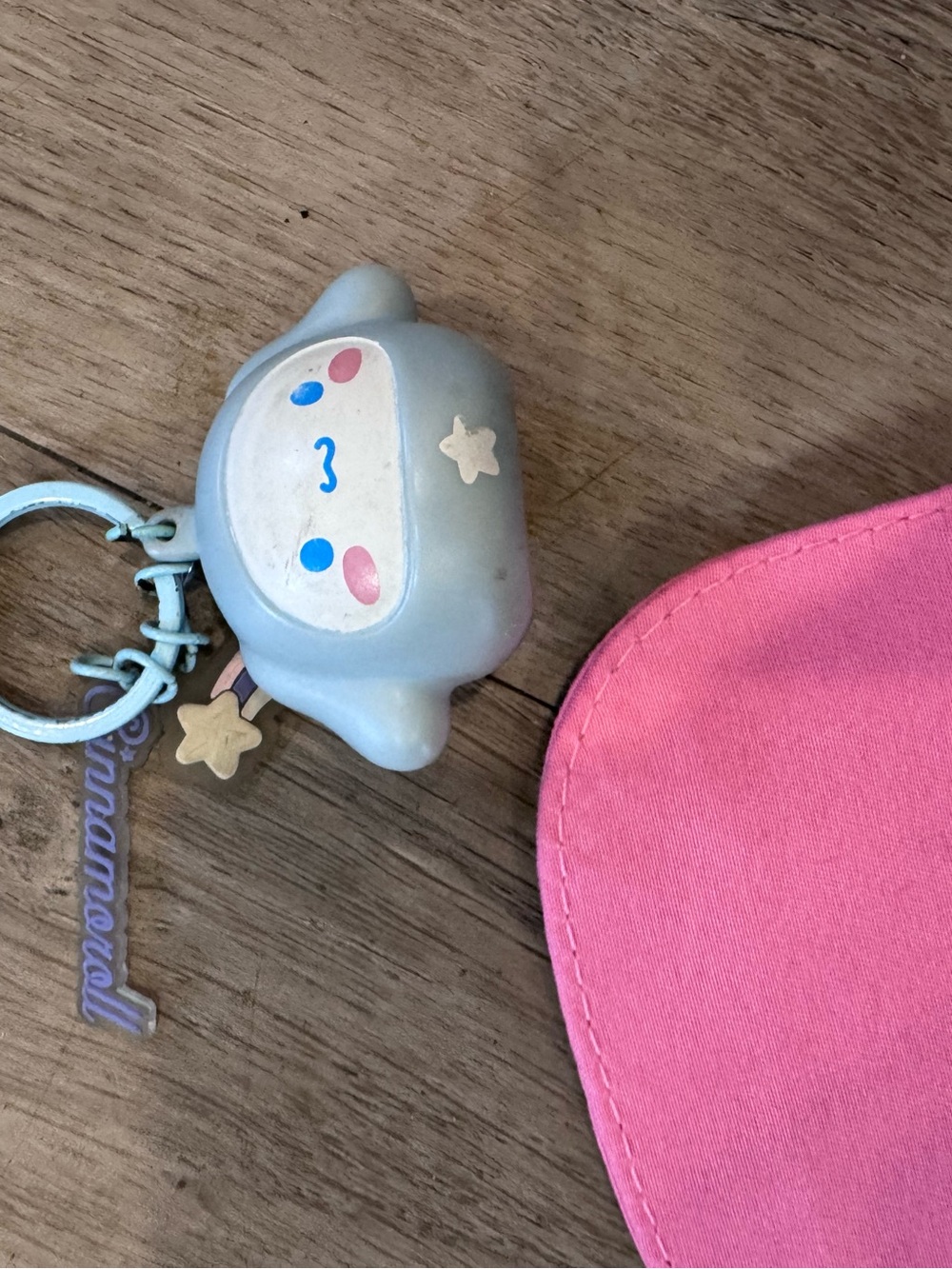 Sanrio Cinnamoroll Strawberry Figural Crossbody Bag Pin Display Kawaii Cute - Picture 8 of 10